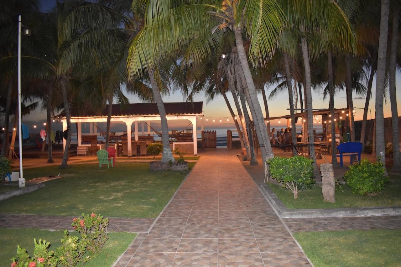 Solid Surf Camp Hostel Nicaragua Transito Exterior foto